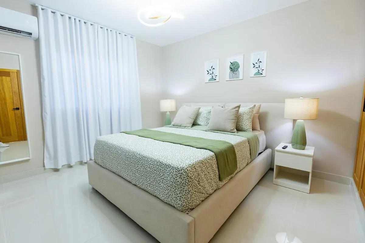 Modern 3Br! 9Fl, King Bed! Sti With Pool! Fast Wifi! Apartment Santiago De Los Caballeros