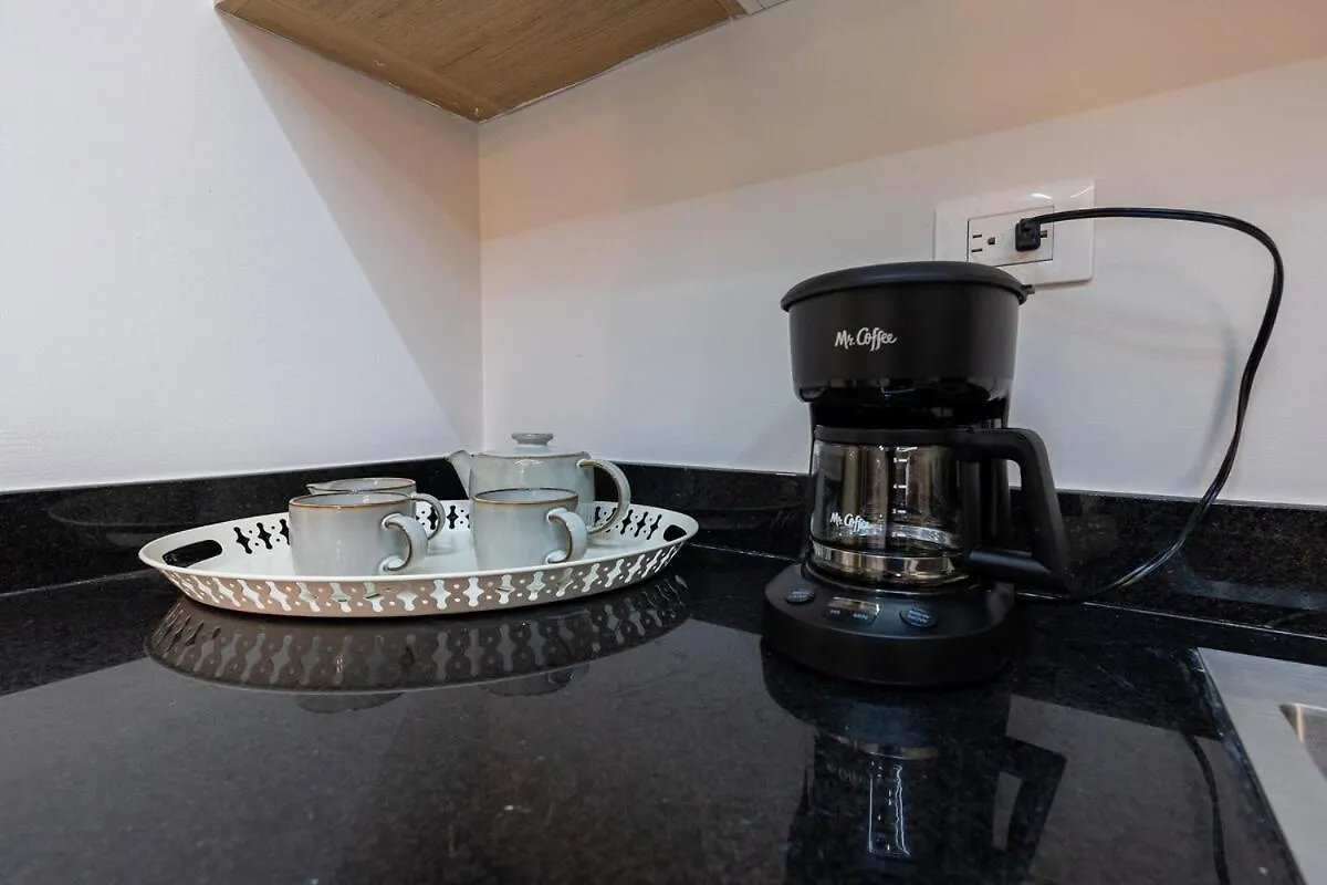 Modern 3Br! 9Fl, King Bed! Sti With Pool! Fast Wifi! Apartment Santiago De Los Caballeros