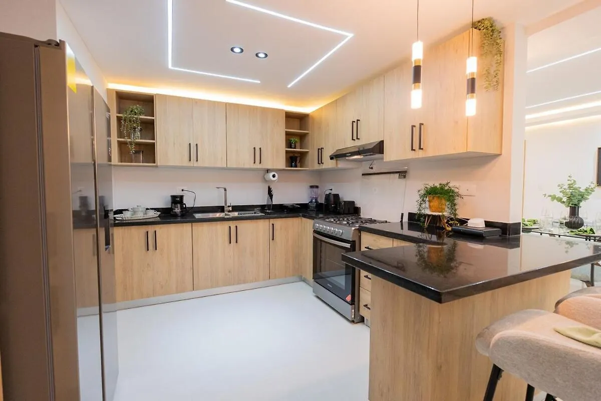 Modern 3Br! 9Fl, King Bed! Sti With Pool! Fast Wifi! Apartment Santiago De Los Caballeros